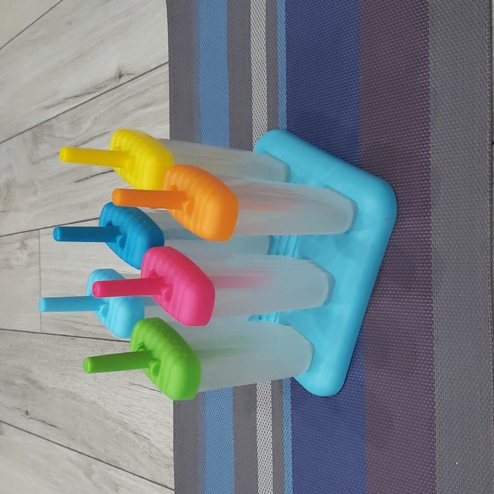 $3 add on Plastic popsicle tray